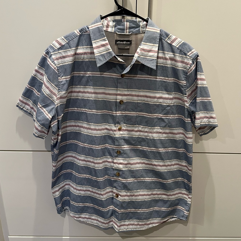 Eddie Bauer Men’s Button Up Stripped Short Sleeve Shirt Size L